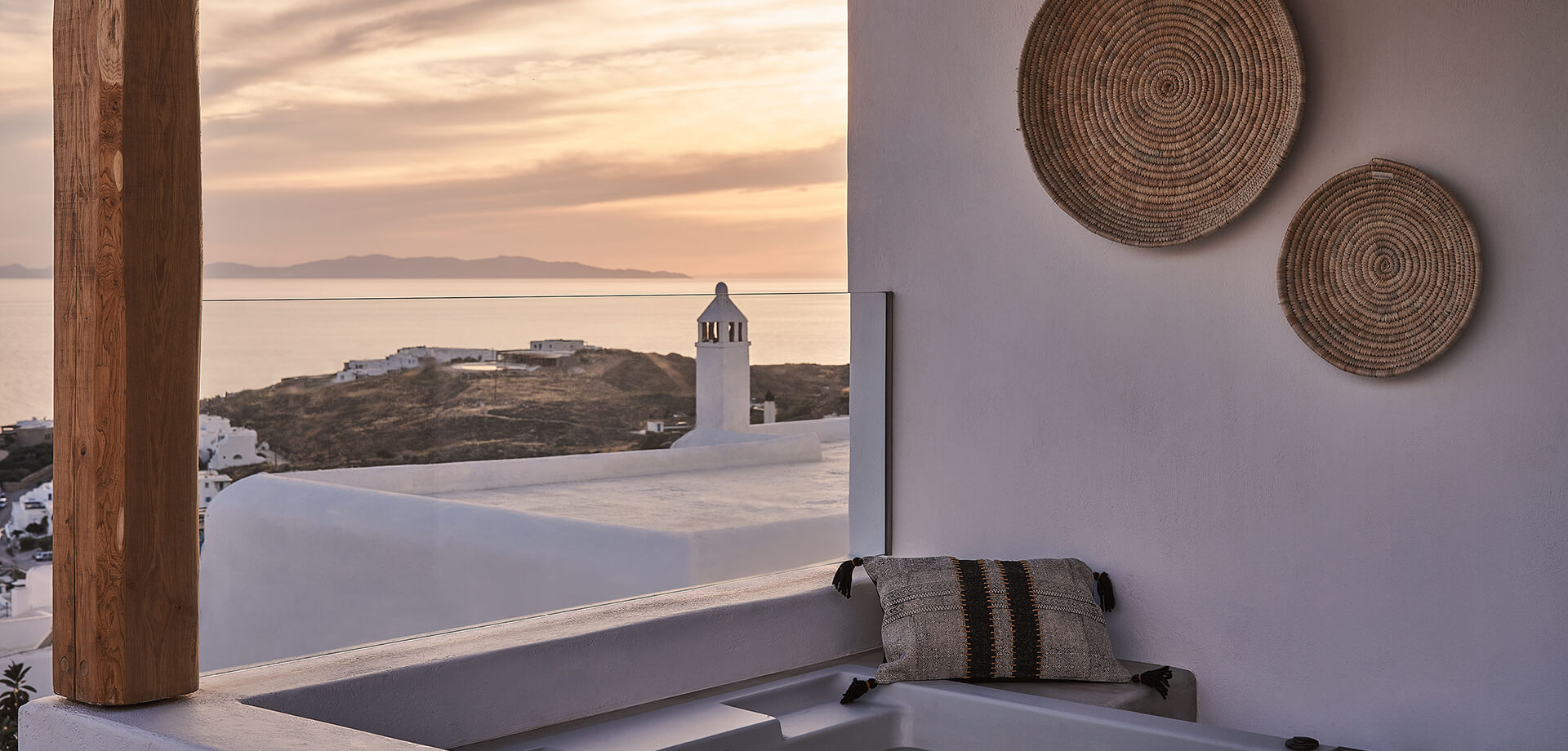 Helios Suite with Hot Tub and Sea View Terrace